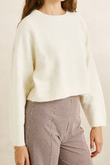 ESTELLE FLUFFY CREW NECK KNIT CREAM