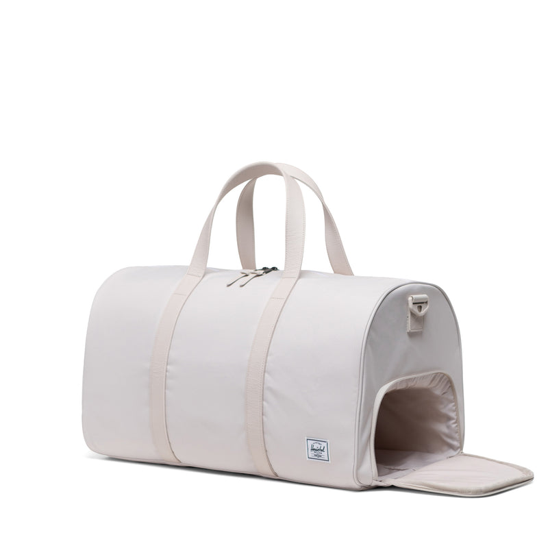 Herschel Novel Duffle Moonbeam 24