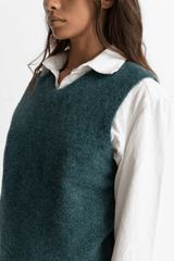 SHELL BEACH SWEATER VEST - SEA GREEN