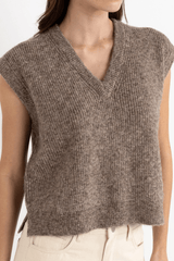 QUINN KNIT VEST - OATMEAL