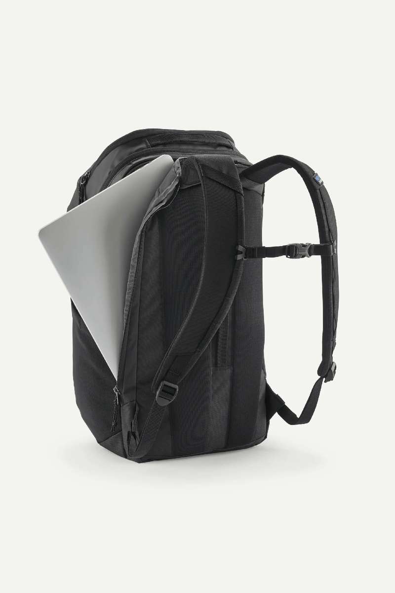 BLACK HOLE PACK 32L - BLACK W/ BLACK