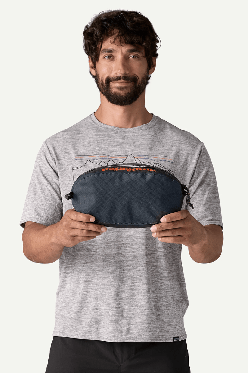 BLACK HOLE CUBE 3L - SMOLDER BLUE W/ AMANITA RED