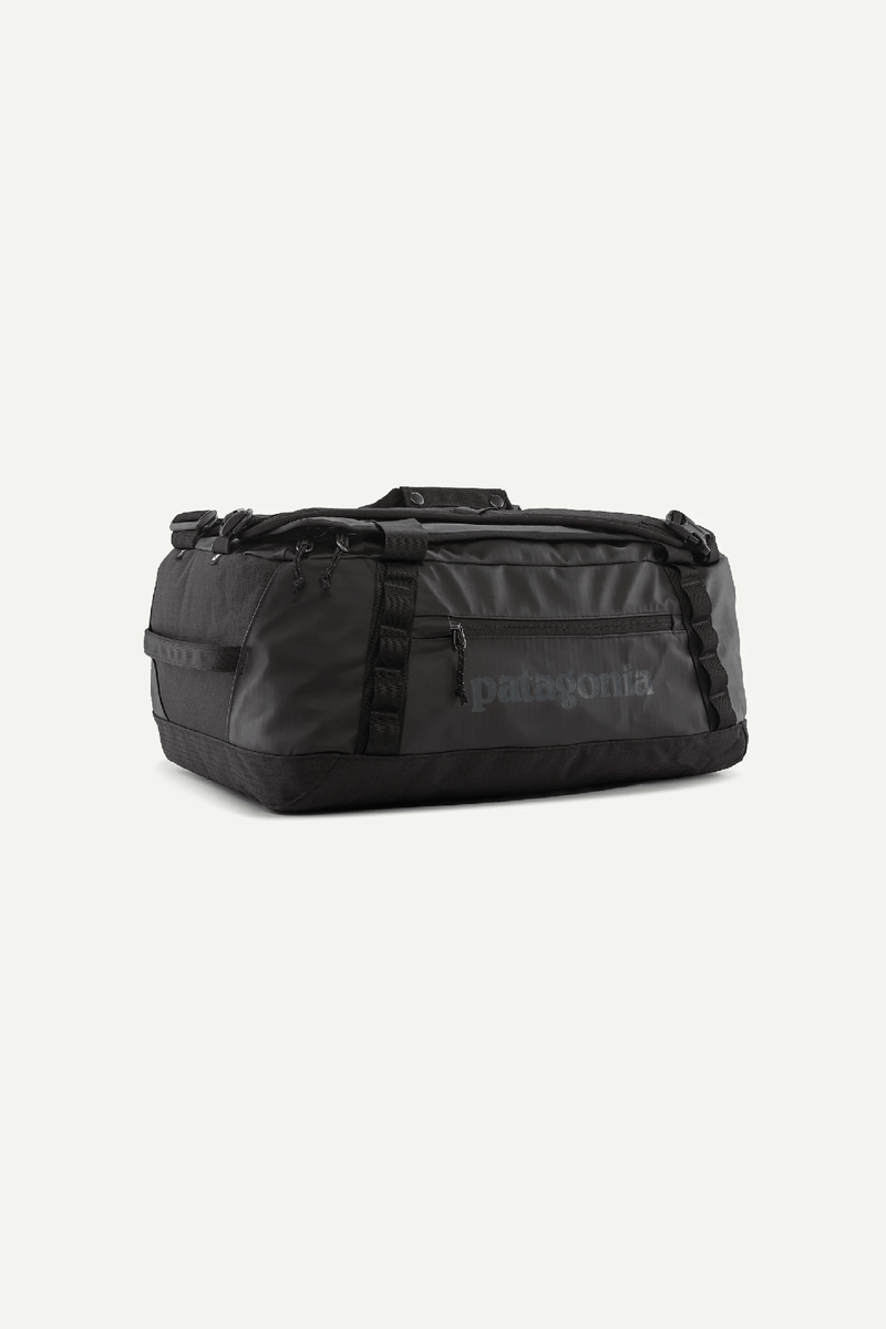 BLACK HOLE DUFFLEL  40L- BLACK W/ BLACK