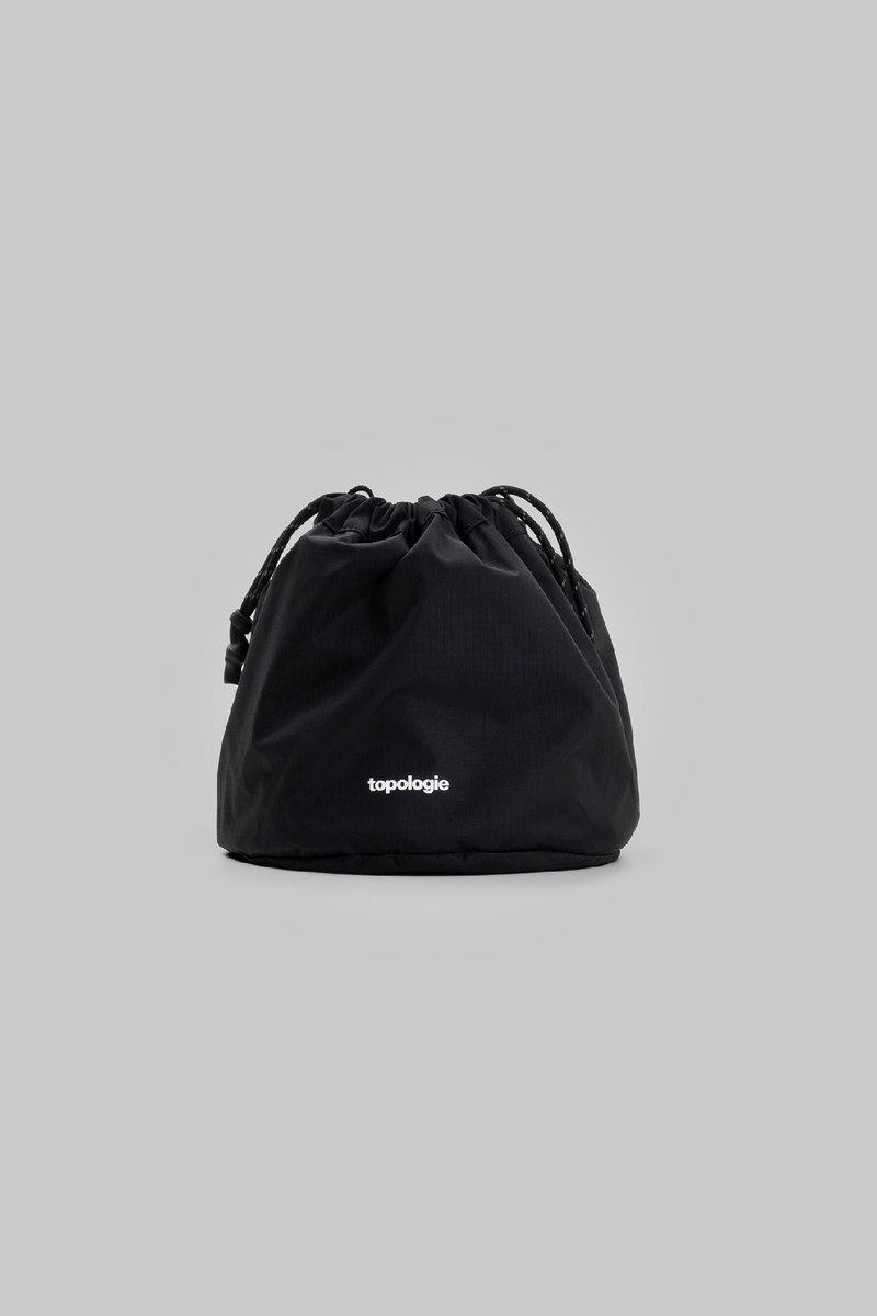 REVERSIBLE BUCKET BLACK TECH SATEEN