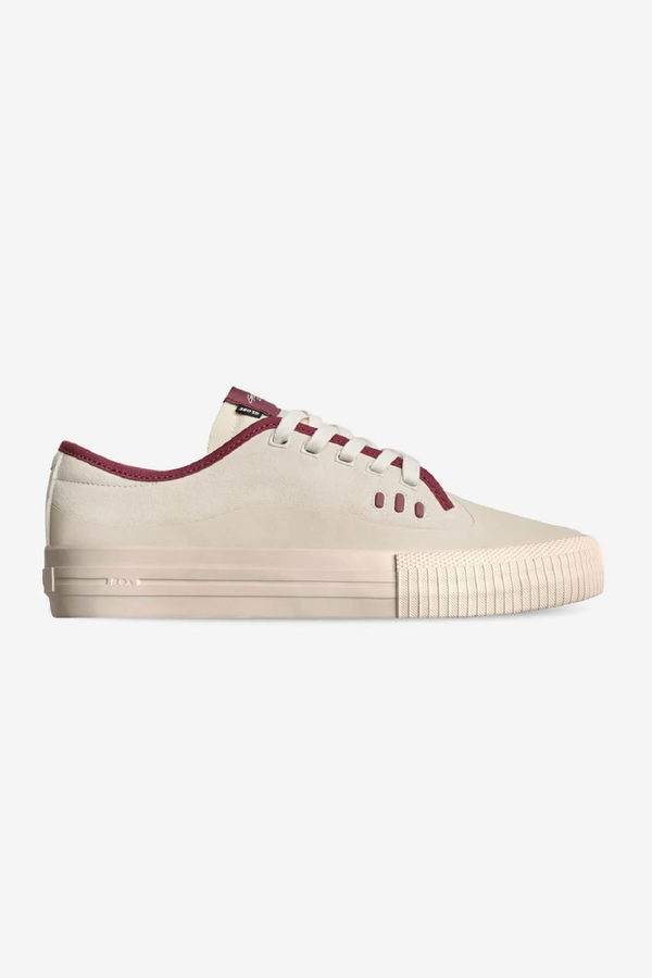 Gillete Cream/Pomegranate Skate Shoes 24