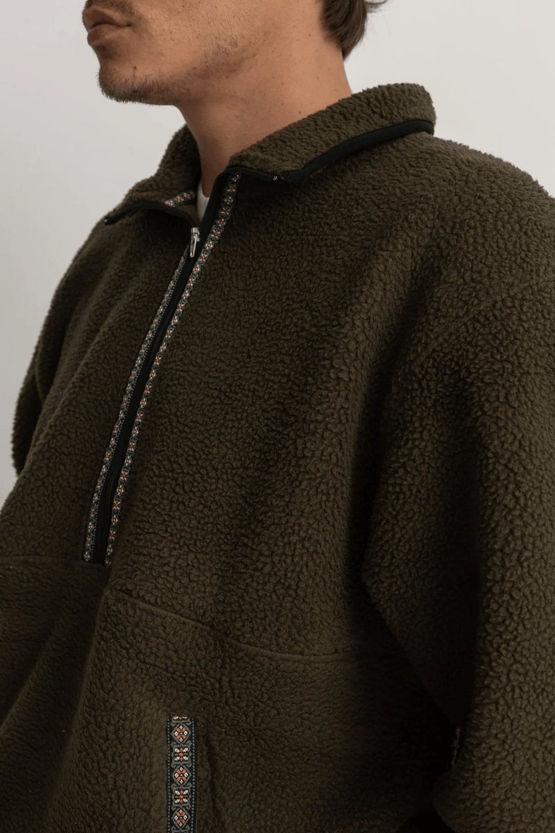 Sherpa Pullover - Olive